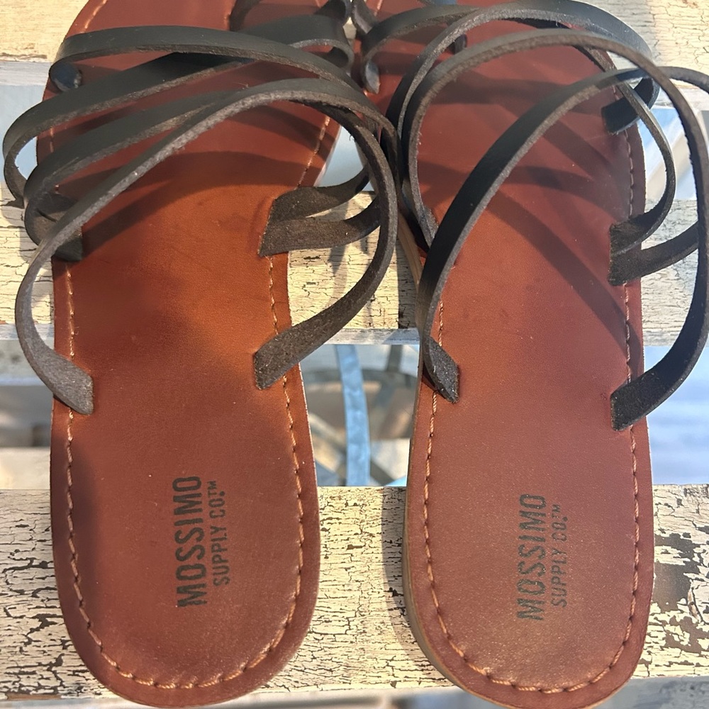 Mossimo Supply Co. Sandals - Picture 2 of 4